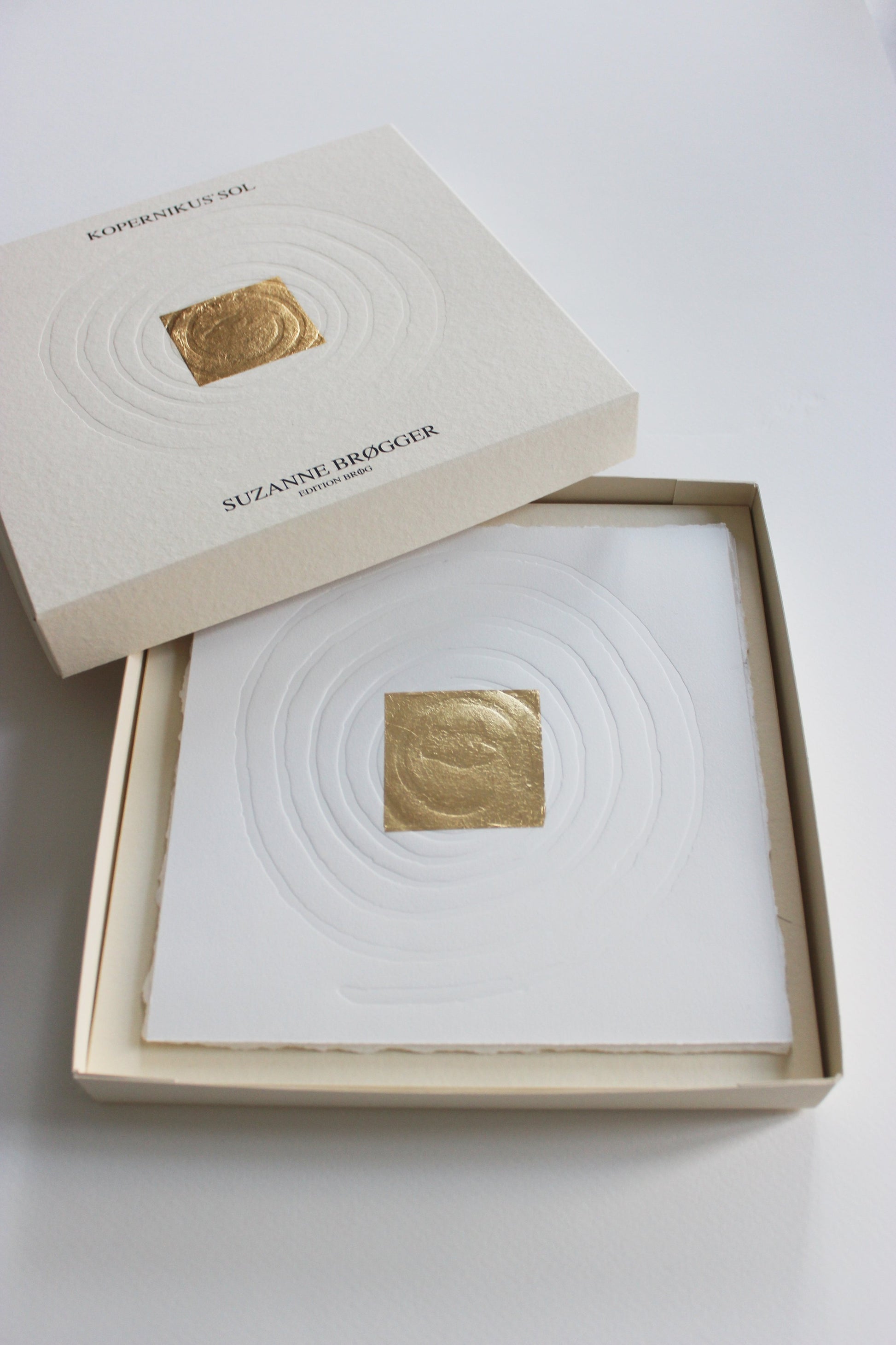 Art book Kopernikus' sol, signeret og nummereret